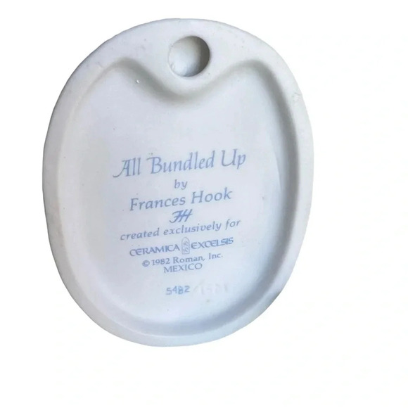 Frances Hook "All Bundled Up" signed by Barbara Hook Figurine dated 1982 - Picture 12 of 14